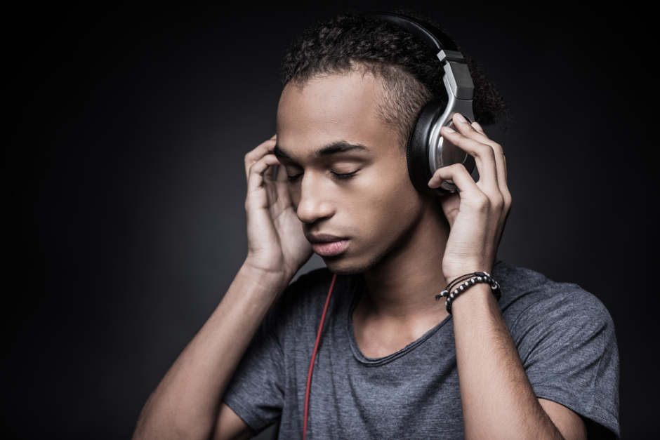 Neuroscience Says Listening to This Song Reduces Anxiety by Up to 65 Percent